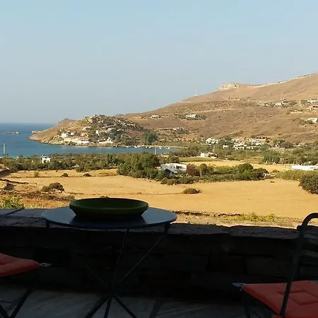 فيلة Diaseli Otziás